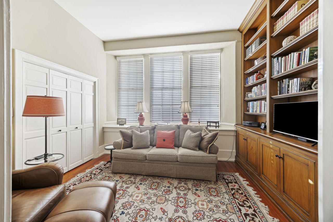 67 Legare Photo 5