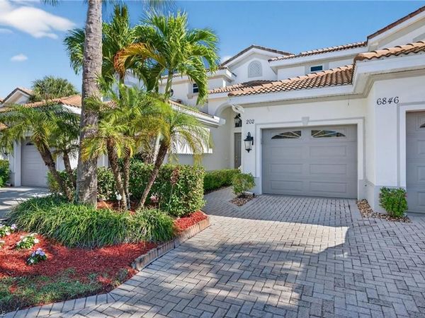 6846 Sterling Greens DR, Unit 202, NAPLES, FL 34104