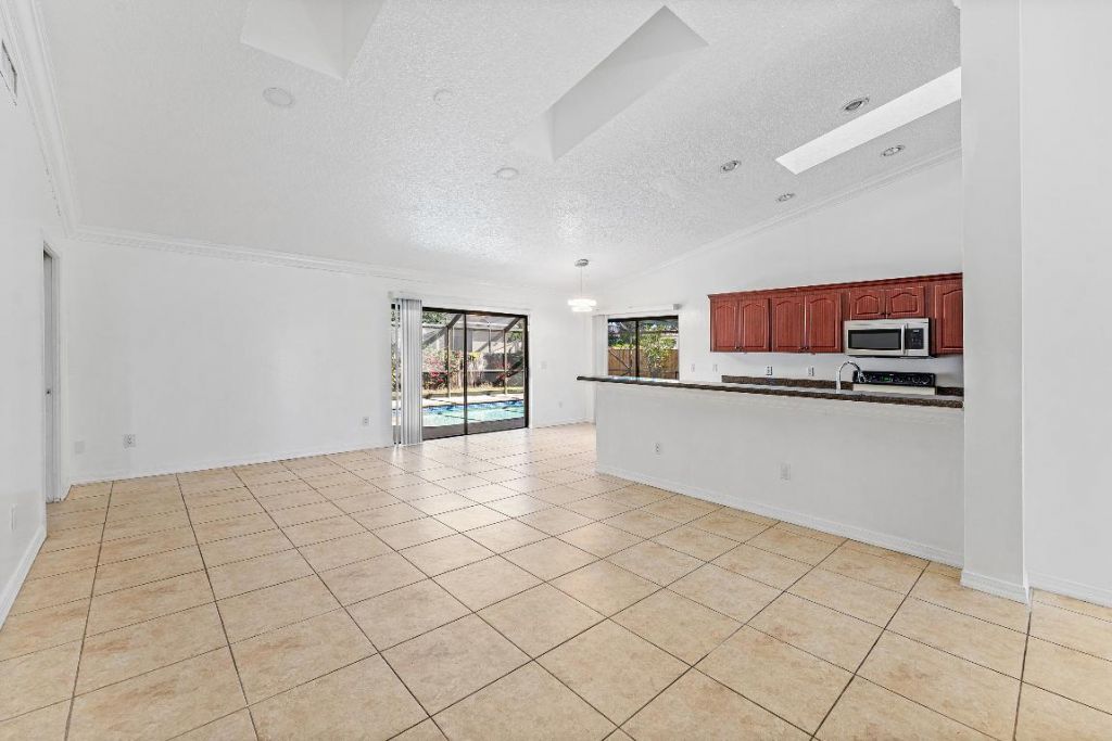 2057 Amesbury Circle, Wellington, FL 33414 Photo