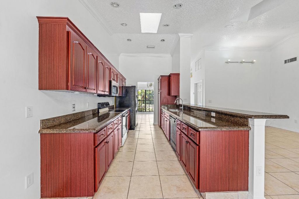 2057 Amesbury Circle, Wellington, FL 33414 Photo