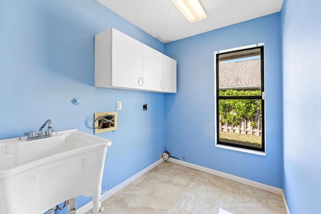 2057 Amesbury Circle, Wellington, FL 33414 Photo