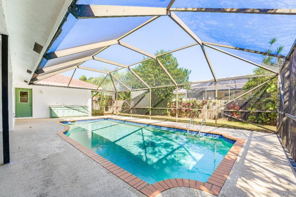 2057 Amesbury Circle, Wellington, FL 33414 Photo