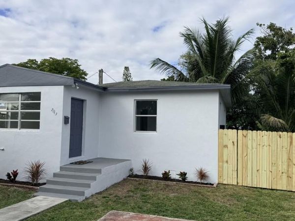 2745 Funston St, Hollywood, FL 33020