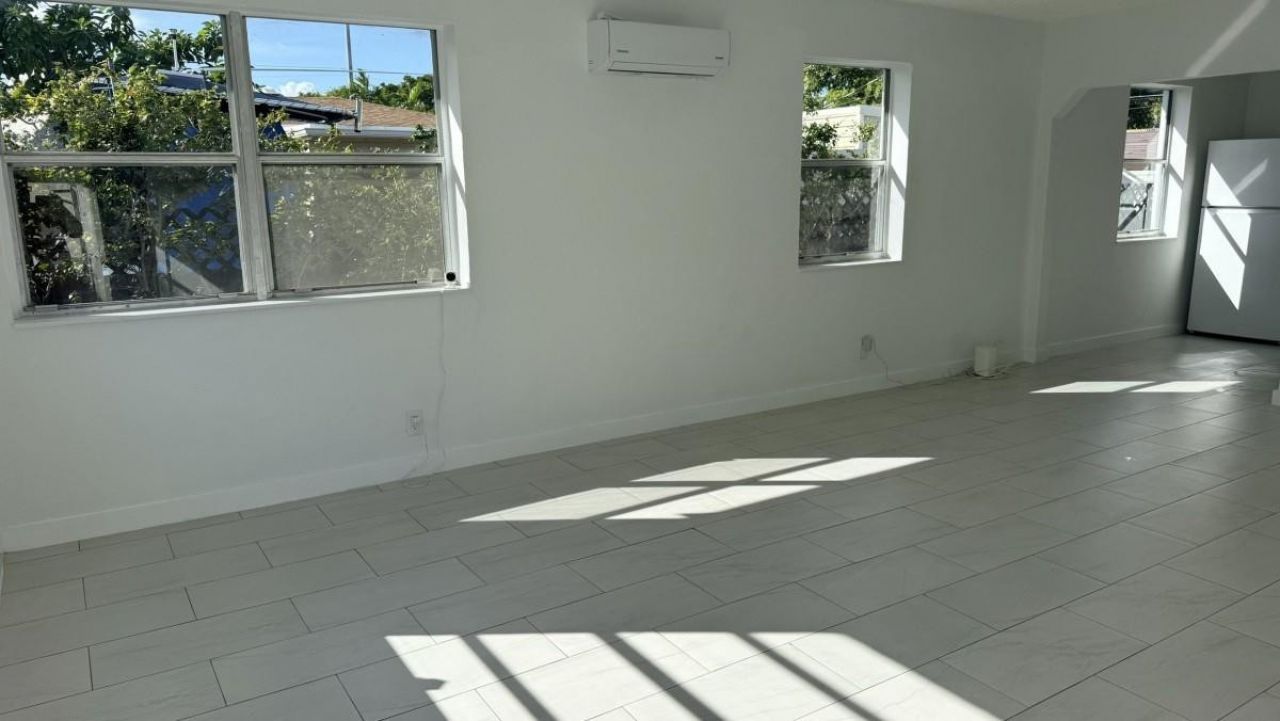 2745 Funston Street, Hollywood, FL 33020 Photo