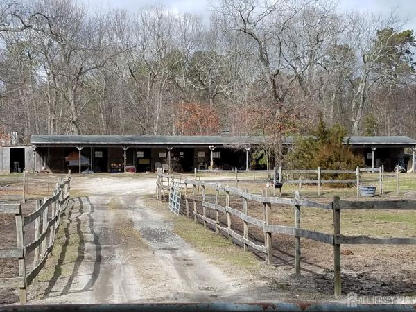 16 Hidden Pines Drive, Millstone Township, NJ 08510