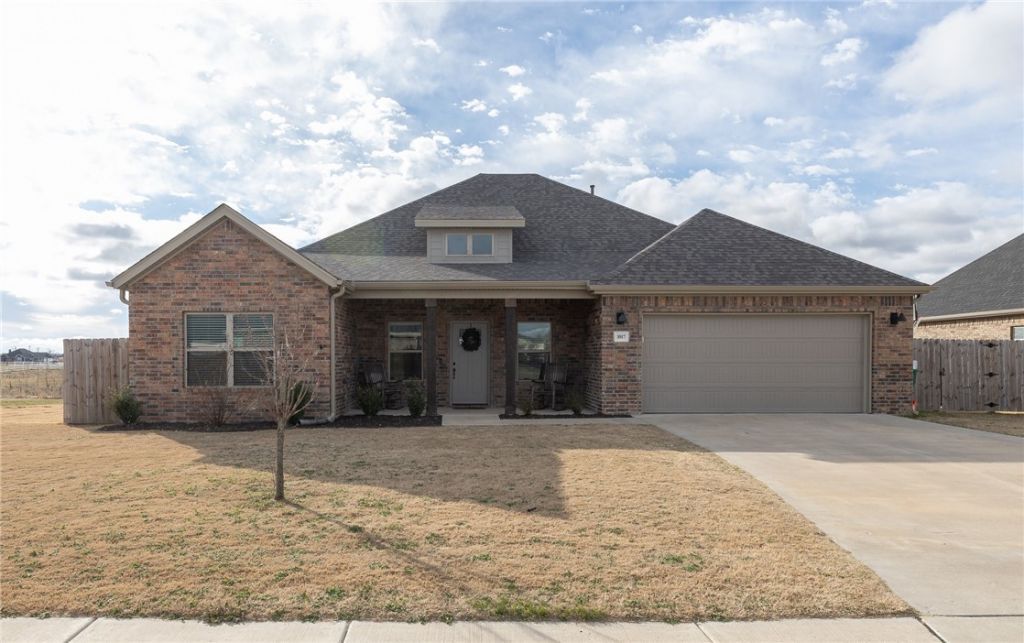 1017 Giulia Avenue, Tontitown, AR 72762 Main Photo