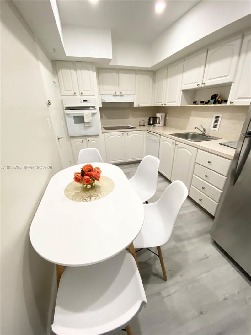 4001 S Ocean Dr, Unit 4M, Hollywood, FL 33019 Photo