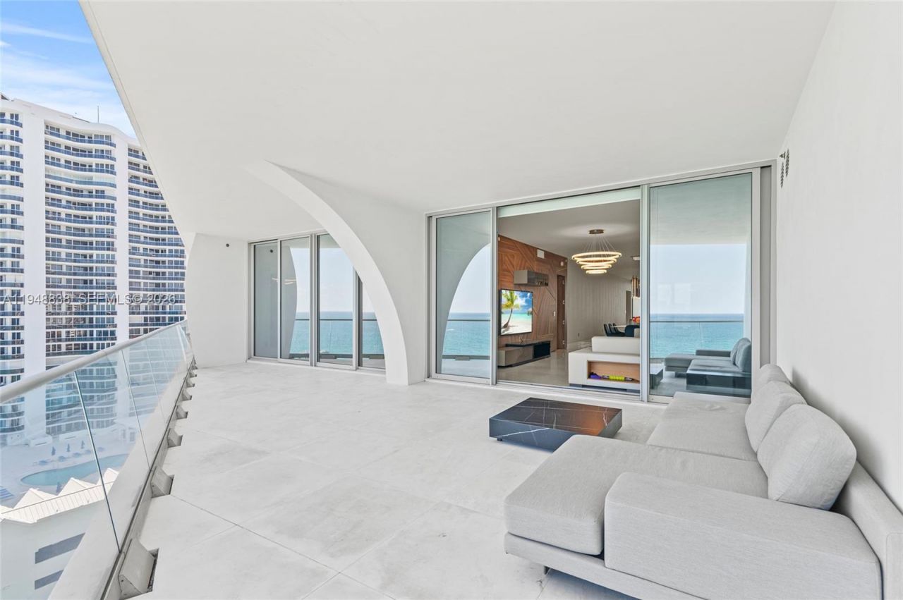 16901 Collins Ave, Unit 1203, Sunny Isles Beach, FL 33160 Photo