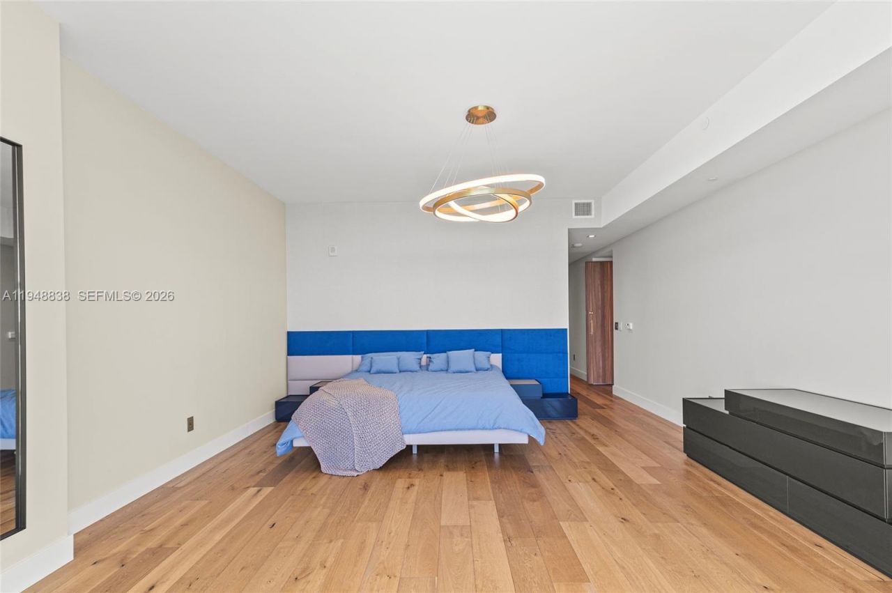 16901 Collins Ave, Unit 1203, Sunny Isles Beach, FL 33160 Photo