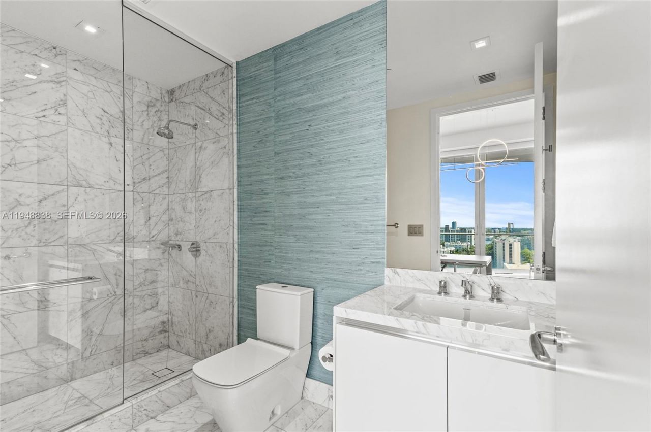 16901 Collins Ave, Unit 1203, Sunny Isles Beach, FL 33160 Photo