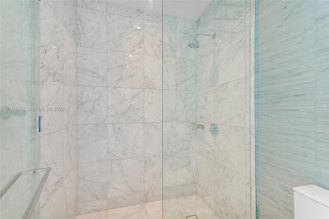 16901 Collins Ave, Unit 1203, Sunny Isles Beach, FL 33160 Photo