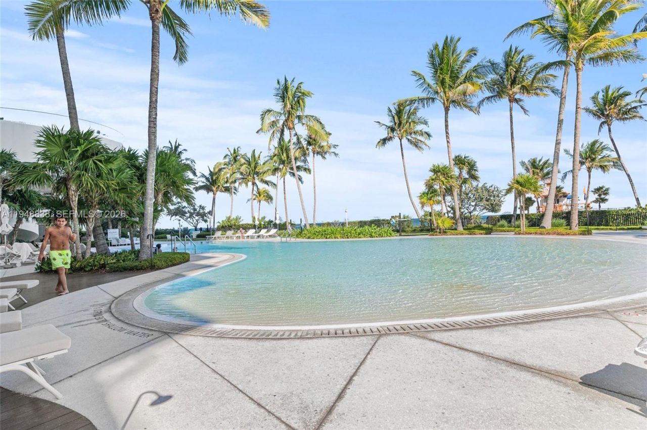 16901 Collins Ave, Unit 1203, Sunny Isles Beach, FL 33160 Photo