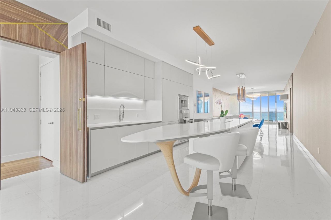 16901 Collins Ave, Unit 1203, Sunny Isles Beach, FL 33160 Photo