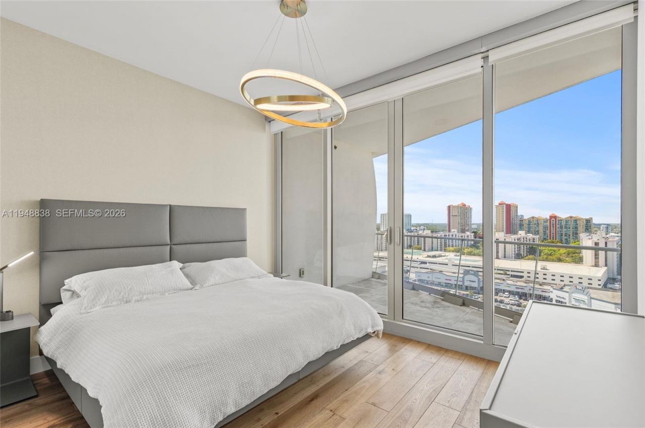 16901 Collins Ave, Unit 1203, Sunny Isles Beach, FL 33160 Photo