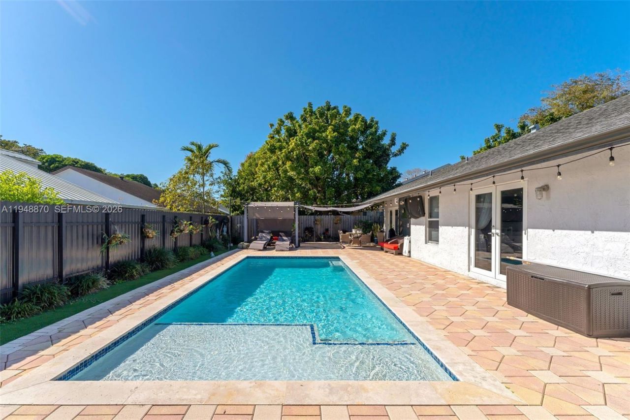 12210 SW 92nd St, Miami, FL 33186 Photo