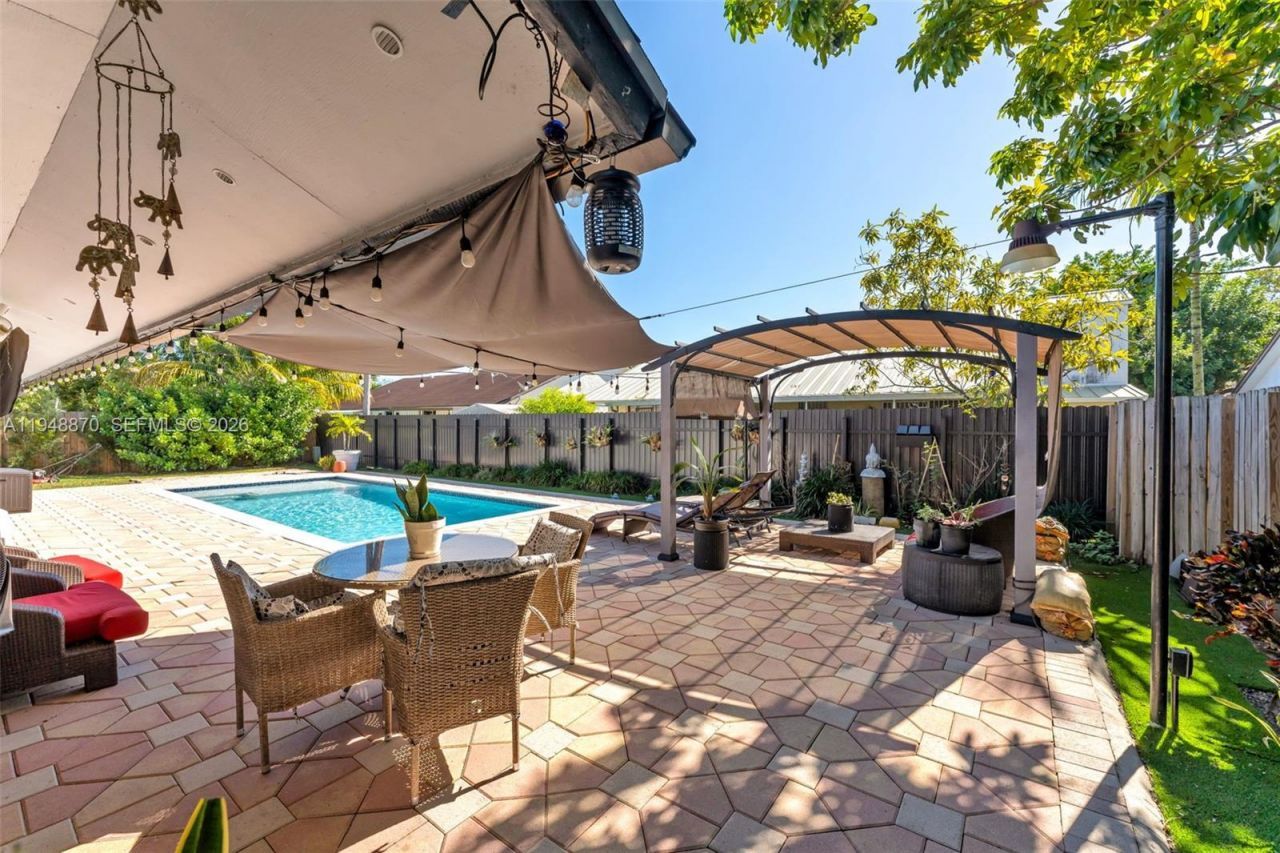 12210 SW 92nd St, Miami, FL 33186 Photo