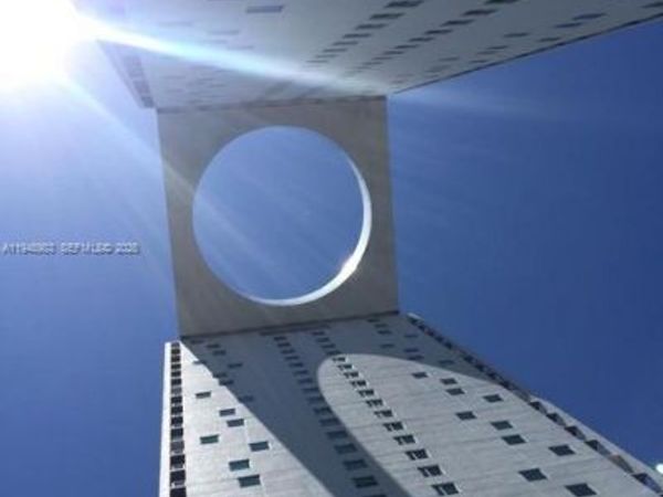 500 Brickell Ave, Unit 1704, Miami, FL 33131