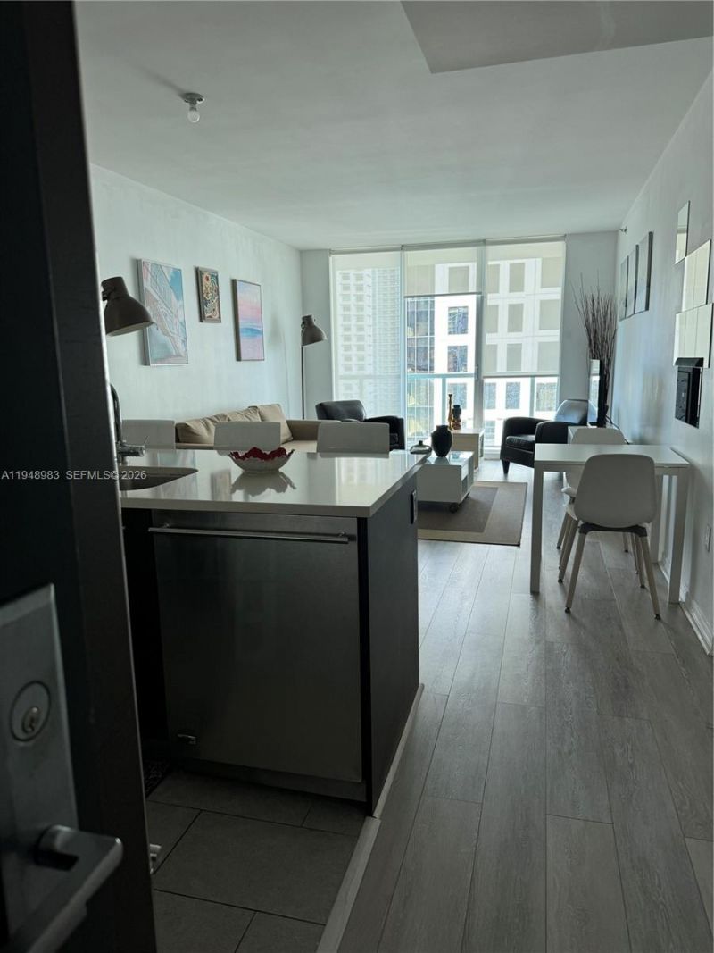 500 Brickell Ave, Unit 1704, Miami, FL 33131 Photo