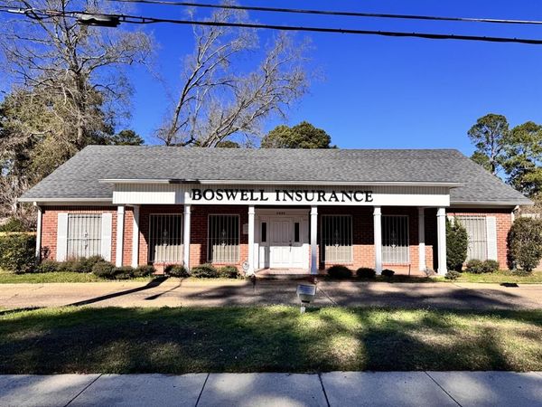 1001 E 70th Street, Shreveport, LA 71106