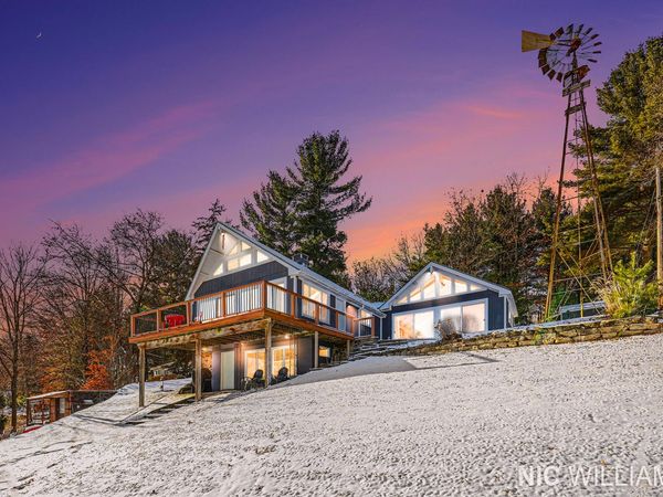 10848 Simpson West Street NE, Greenville, MI 48838