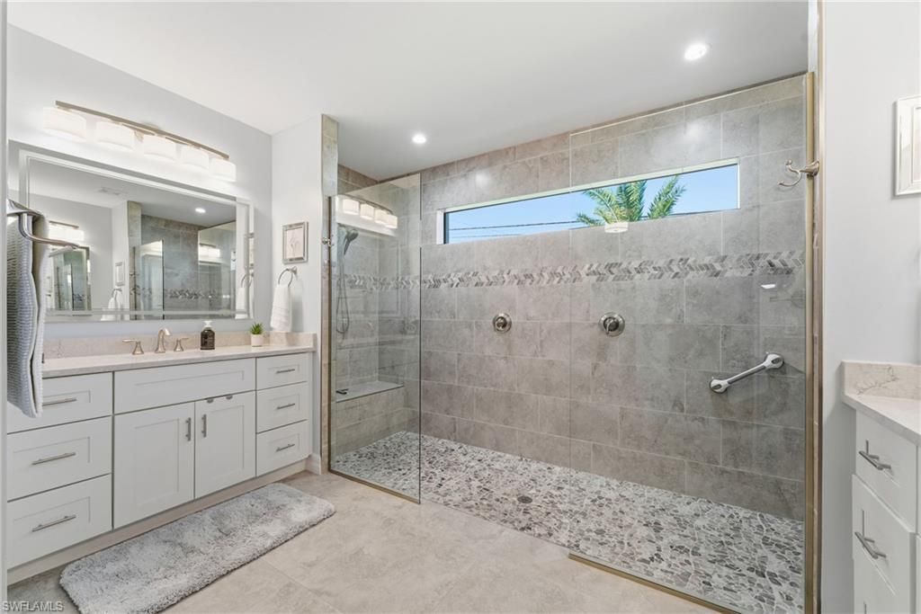 2115 SW 17th Pl, Cape Coral, FL 33991 Photo
