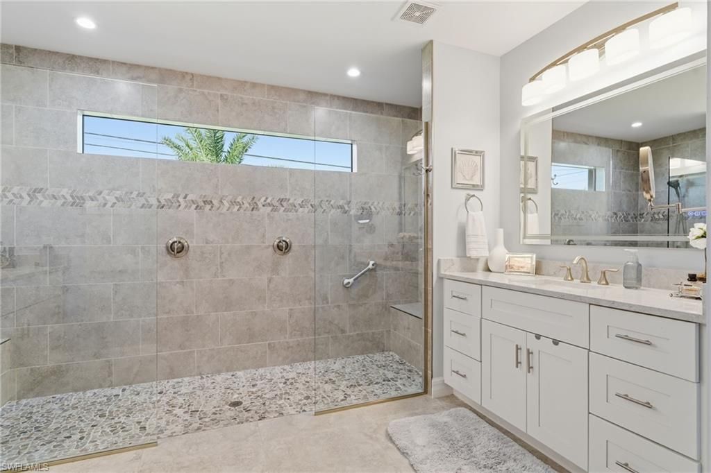 2115 SW 17th Pl, Cape Coral, FL 33991 Photo