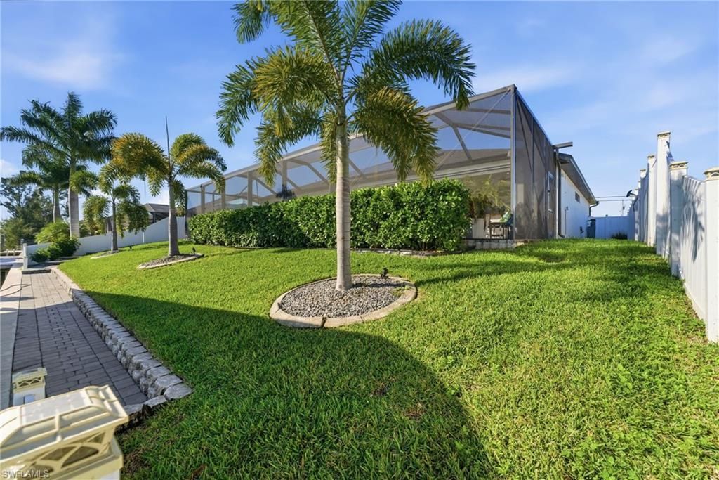 2115 SW 17th Pl, Cape Coral, FL 33991 Photo