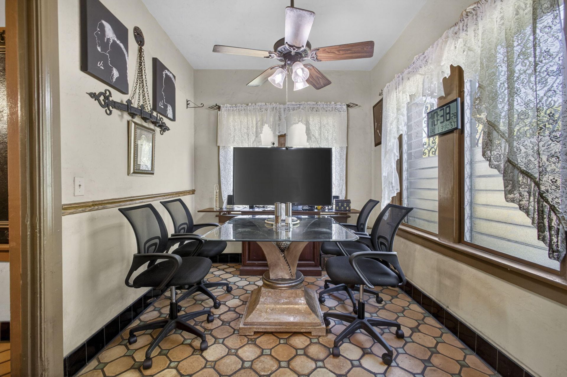 445 29th Street, West Palm Beach, FL 33407 Photo