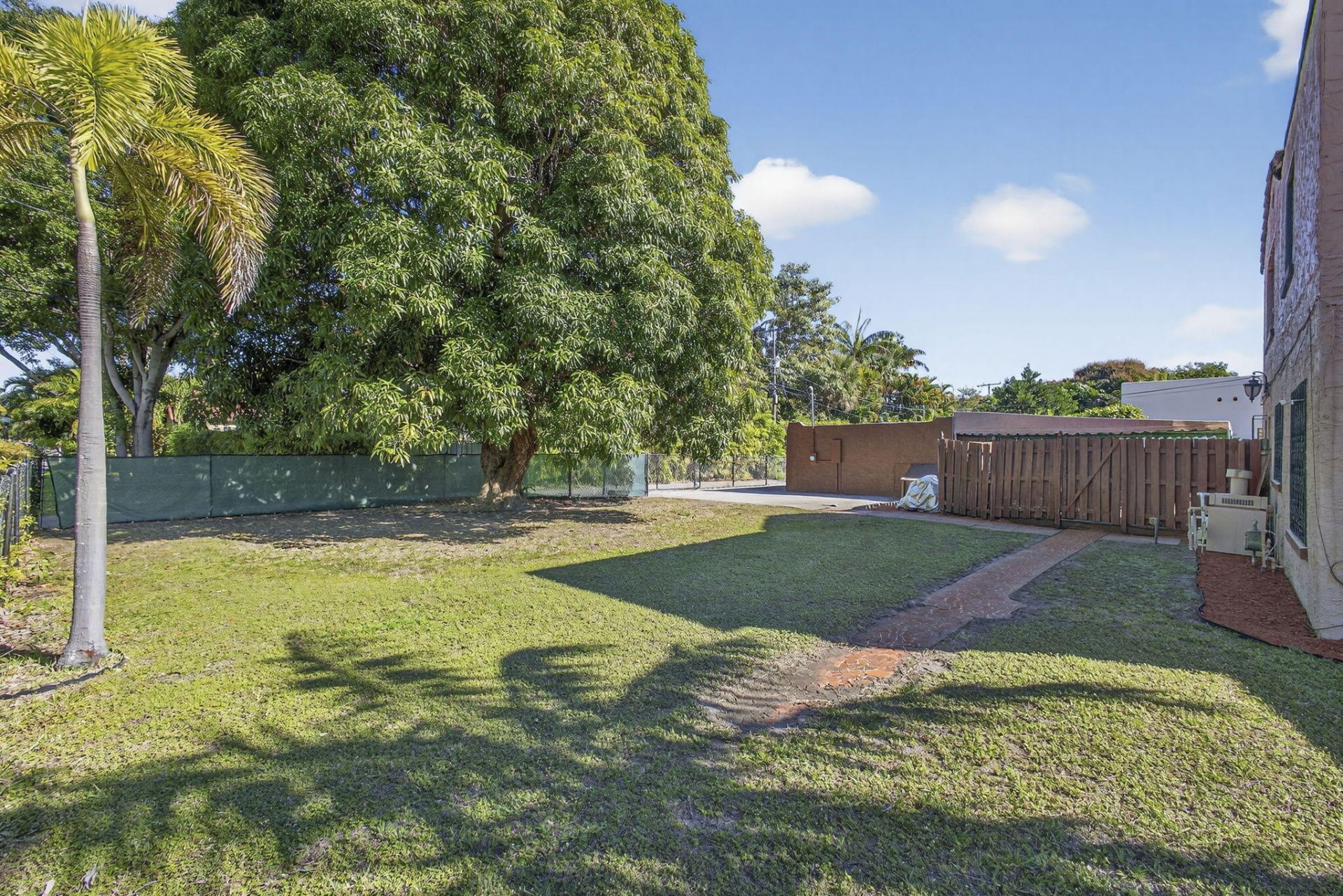 445 29th Street, West Palm Beach, FL 33407 Photo