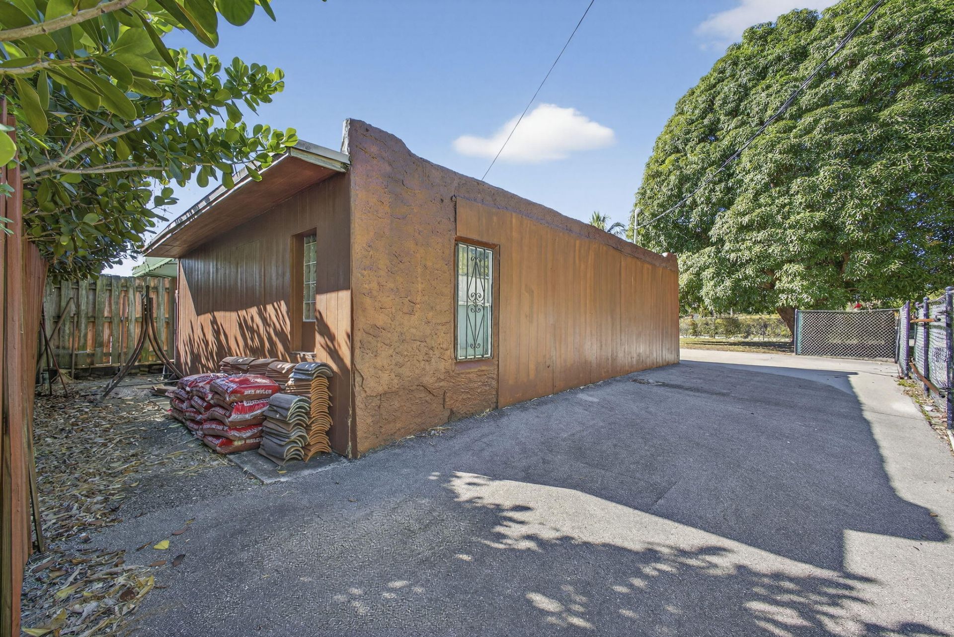 445 29th Street, West Palm Beach, FL 33407 Photo