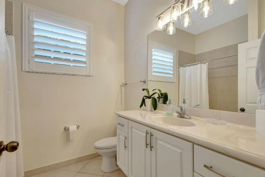 106 Via Santa Cruz, Jupiter, FL 33458 Photo