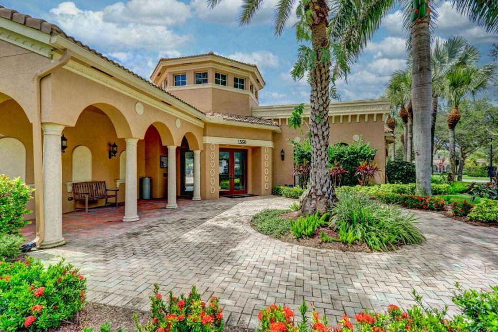 106 Via Santa Cruz, Jupiter, FL 33458 Photo