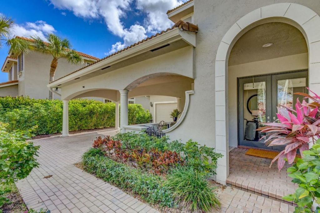 106 Via Santa Cruz, Jupiter, FL 33458 Photo