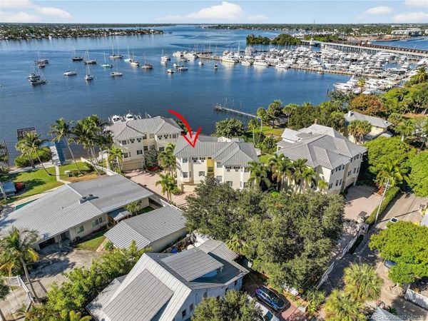 334 SW Atlanta Avenue SW, Stuart, FL 34994