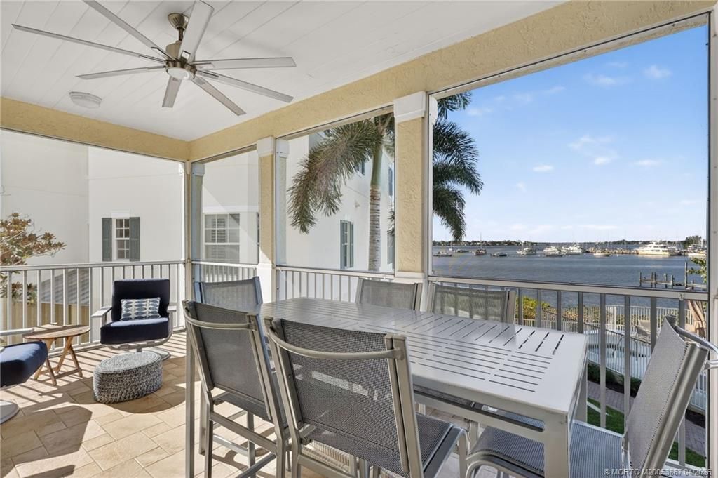 334 SW Atlanta Avenue Sw, Stuart, FL 34994 Photo