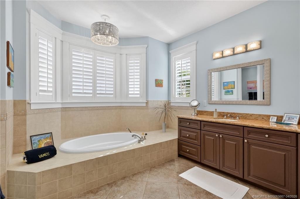 334 SW Atlanta Avenue Sw, Stuart, FL 34994 Photo