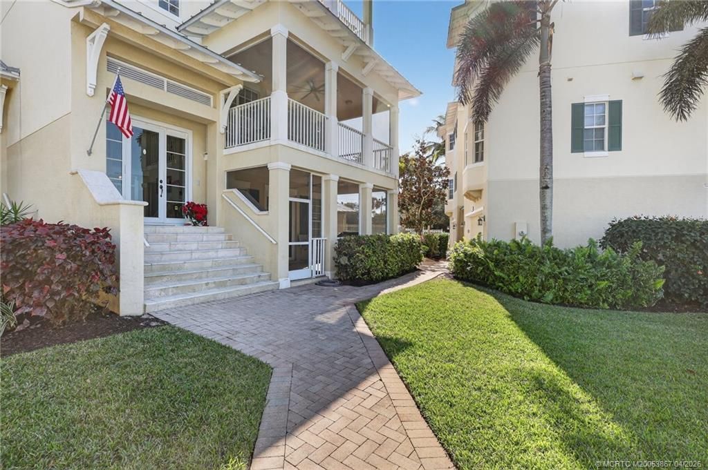 334 SW Atlanta Avenue Sw, Stuart, FL 34994 Photo