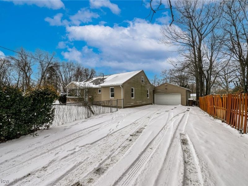 1103 Crestline Drive, Akron, OH 44312 Photo 27