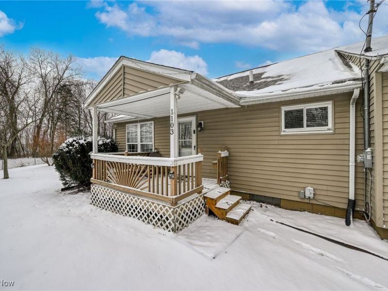 1103 Crestline Drive, Akron, OH 44312 Photo 3