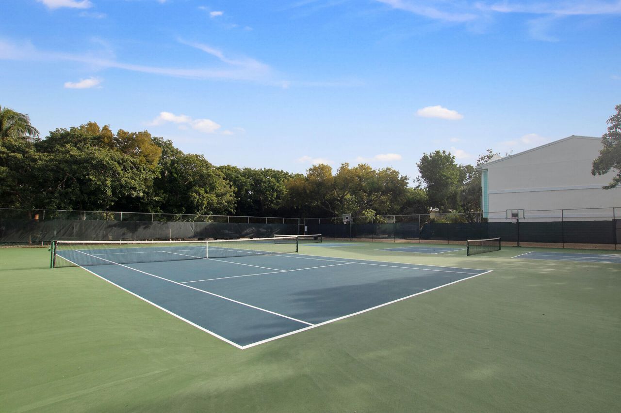 97501 Overseas Highway, Unit 324, Key Largo, FL 33037 Photo