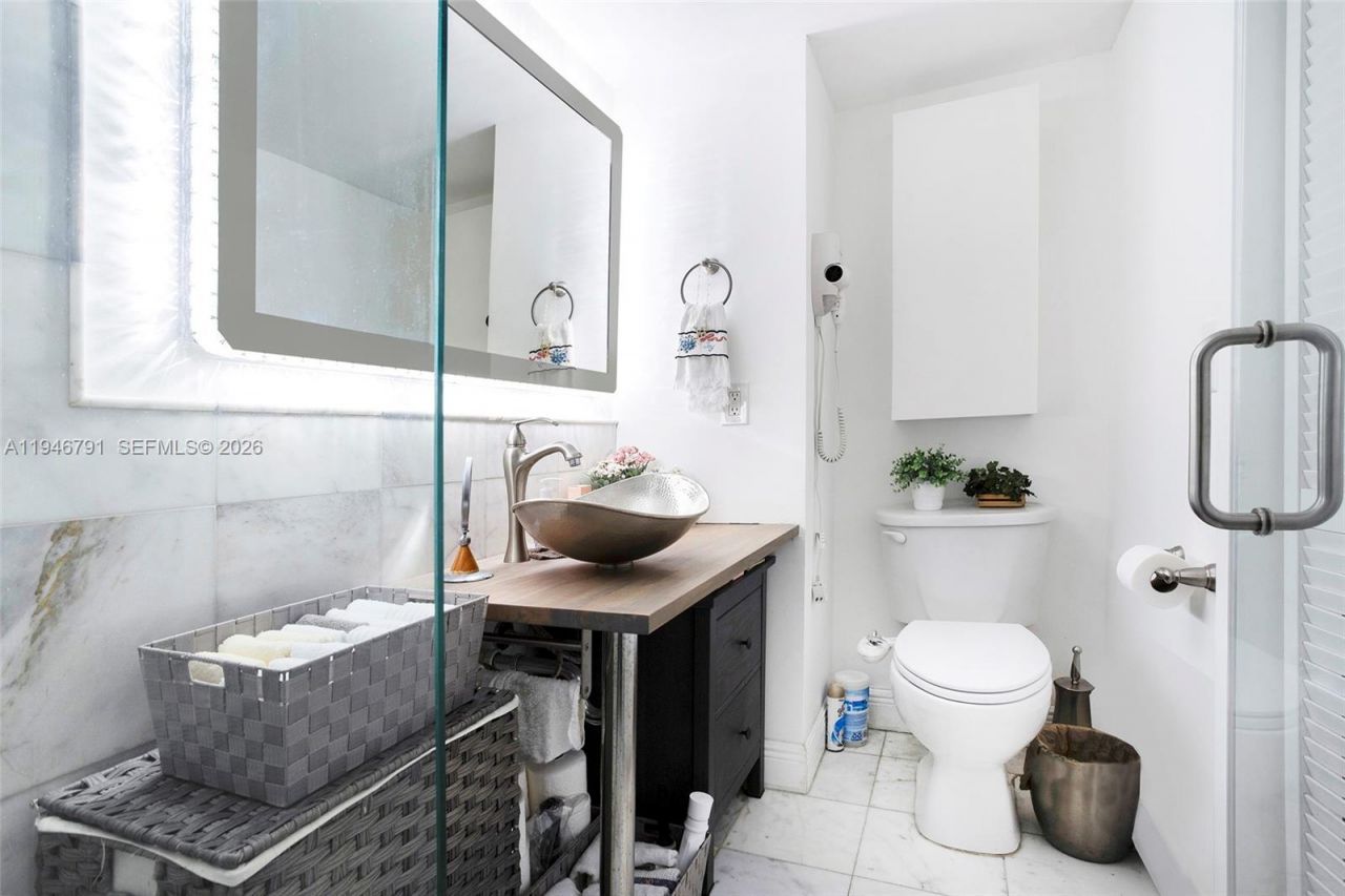 2941 N Nob Hill Rd , Unit 208, Sunrise, FL 33322 Photo