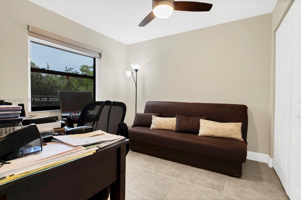 2941 N Nob Hill Rd , Unit 208, Sunrise, FL 33322 Photo