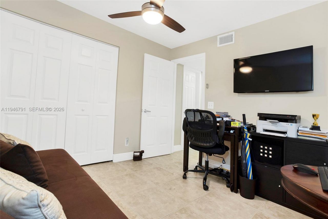 2941 N Nob Hill Rd , Unit 208, Sunrise, FL 33322 Photo