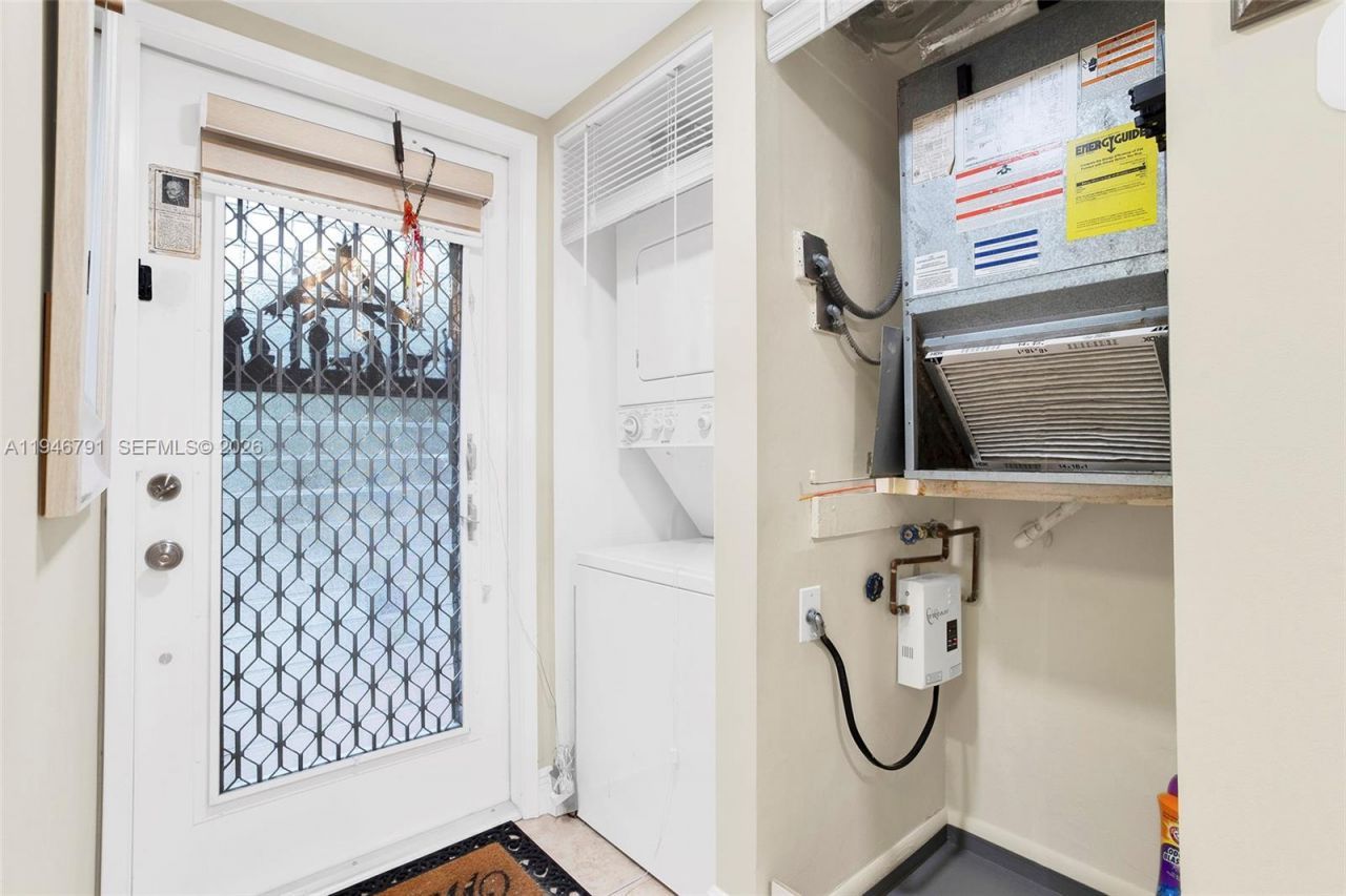 2941 N Nob Hill Rd , Unit 208, Sunrise, FL 33322 Photo