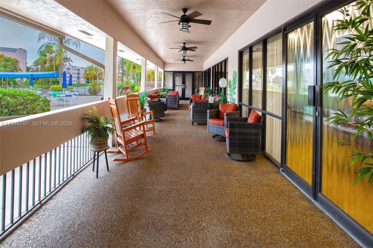 2941 N Nob Hill Rd , Unit 208, Sunrise, FL 33322 Photo