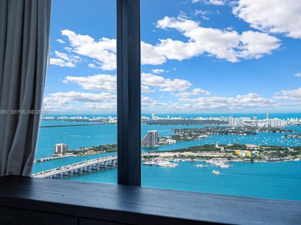 159 NE 6th St, Unit 5101, Miami, FL 33132