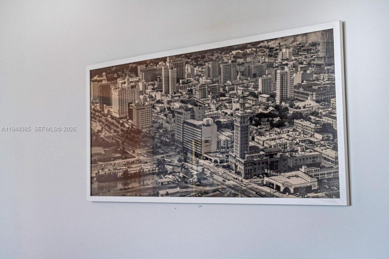 159 NE 6th St, Unit 5101, Miami, FL 33132 Photo