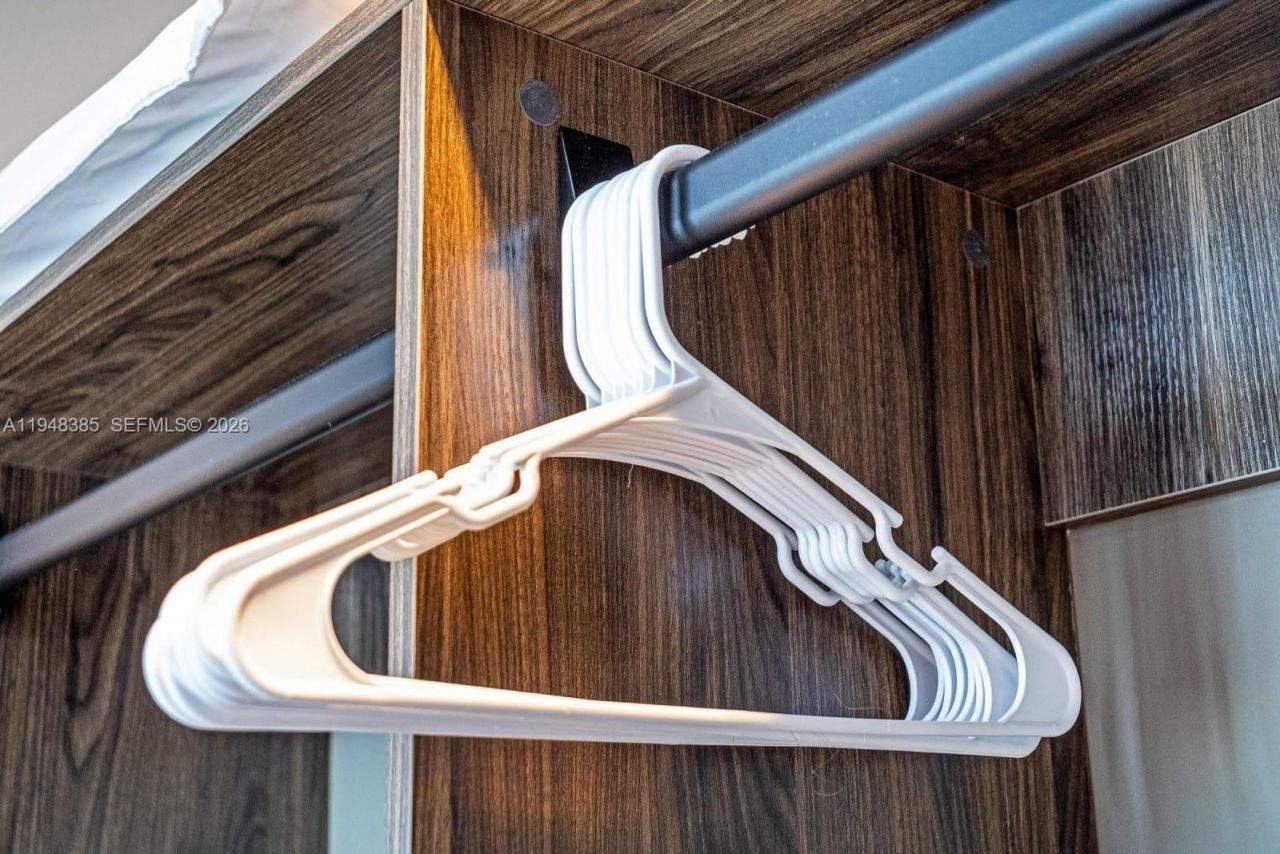 159 NE 6th St, Unit 5101, Miami, FL 33132 Photo