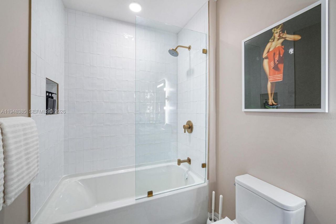 159 NE 6th St, Unit 5101, Miami, FL 33132 Photo