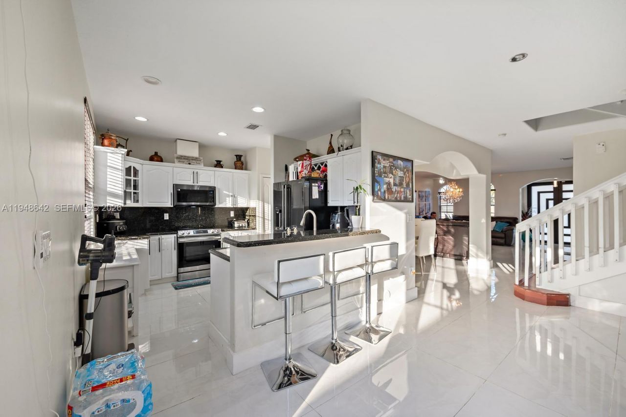 1360 SW 142nd Ave, Miami, FL 33184 Photo